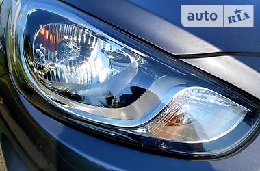 Седан Hyundai Accent 2012 в 