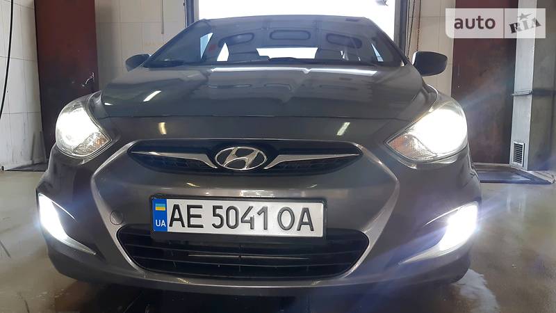 Седан Hyundai Accent 2012 в Дніпрі