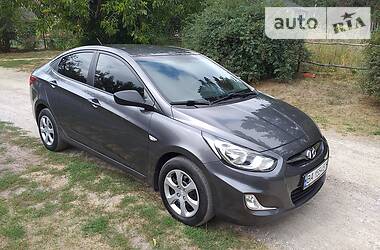 Седан Hyundai Accent 2013 в 