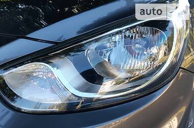 Седан Hyundai Accent 2012 в 