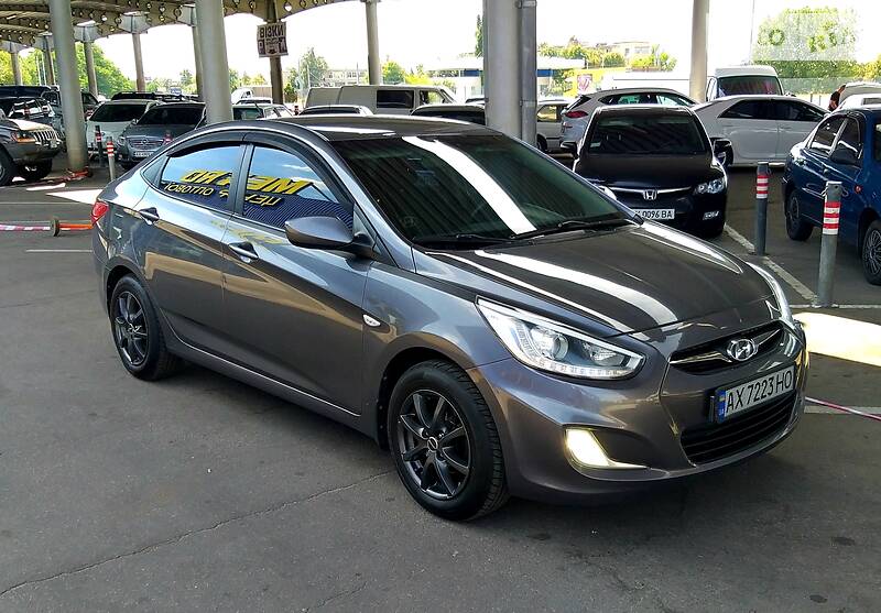Седан Hyundai Accent 2013 в Харкові фото 2 Седан Hyundai Accent 2013 в Харкові