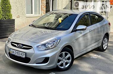 Седан Hyundai Accent 2011 в Киеве
