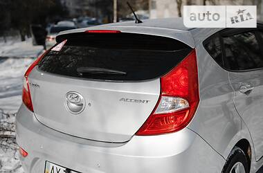 Хэтчбек Hyundai Accent 2012 в Харькове