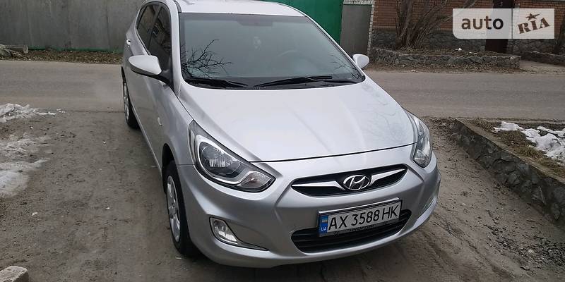 Хэтчбек Hyundai Accent 2013 в Харькове