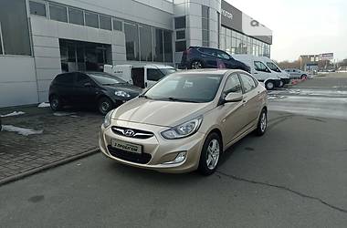 Седан Hyundai Accent 2012 в Киеве