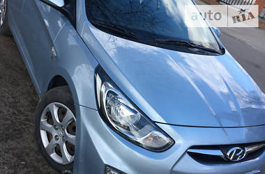 Седан Hyundai Accent 2012 в Днепре