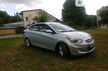 Седан Hyundai Accent 2011 в Запоріжжі