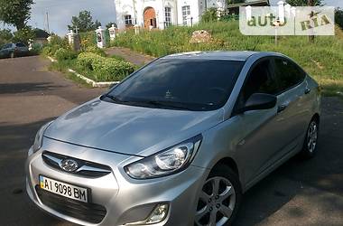 Hyundai Accent 2011 Hyundai Accent 2011