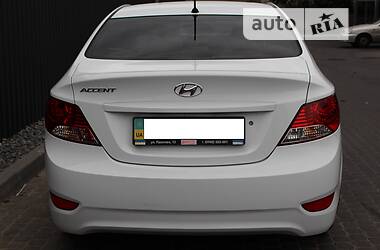 Седан Hyundai Accent 2015 в Дніпрі