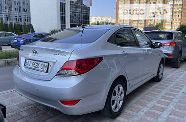 Седан Hyundai Accent 2012 в Киеве