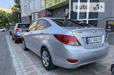 Седан Hyundai Accent 2012 в Киеве