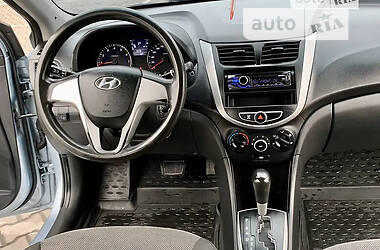 Седан Hyundai Accent 2012 в Львове