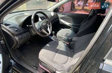 Седан Hyundai Accent 2013 в 