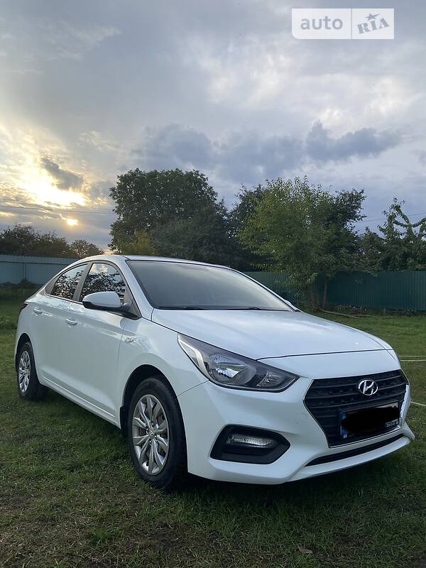 Hyundai Accent