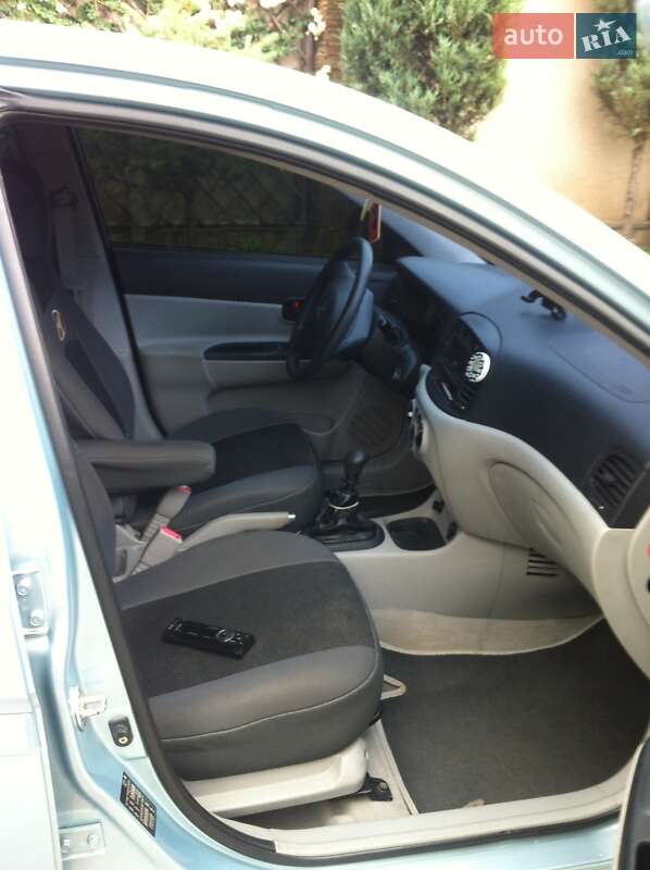 Седан Hyundai Accent 2008 в Херсоне