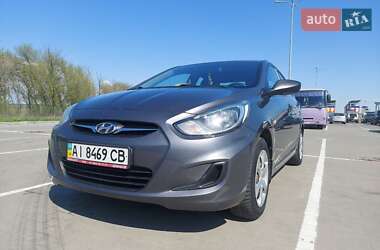 Hyundai Accent 2011