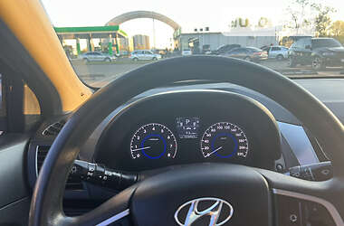 Седан Hyundai Accent 2012 в 