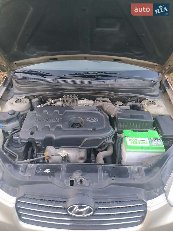 Седан Hyundai Accent 2008 в Верхнеднепровске