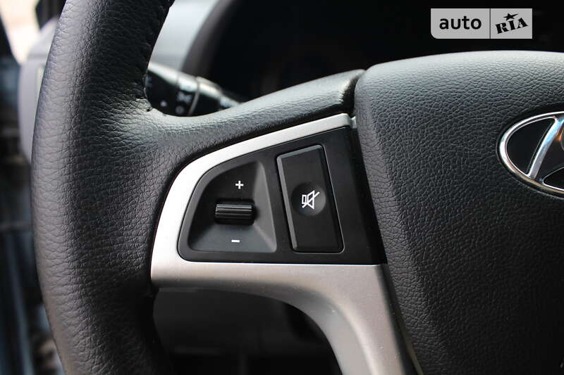 Седан Hyundai Accent 2012 в Харкові