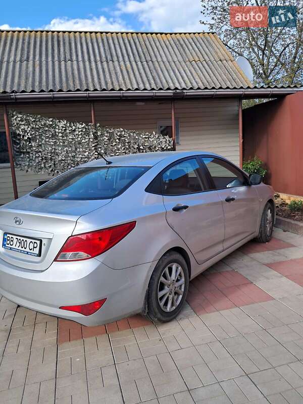Седан Hyundai Accent 2016 в Кропивницком