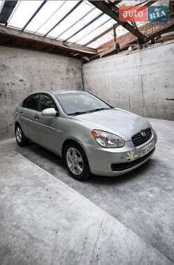 Hyundai Accent 2008