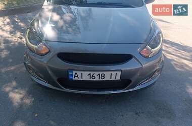 Хэтчбек Hyundai Accent 2014 в 