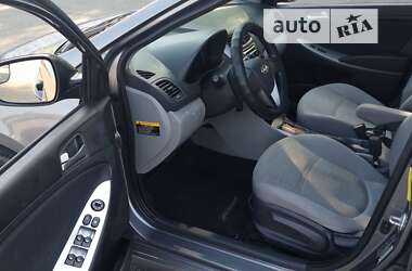 Седан Hyundai Accent 2014 в 