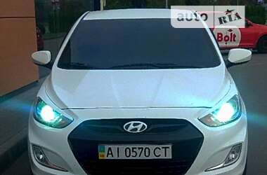 Седан Hyundai Accent 2011 в Вишгороді