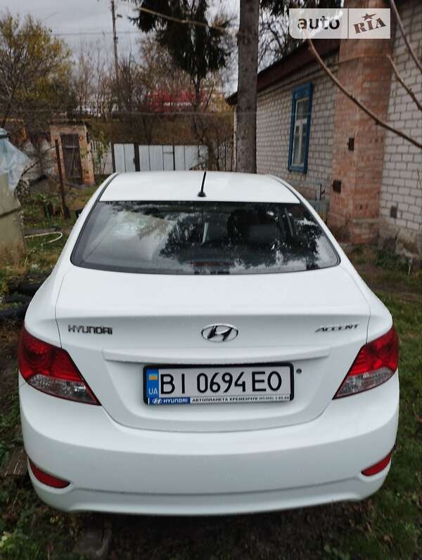 Седан Hyundai Accent 2013 в Кременчуге