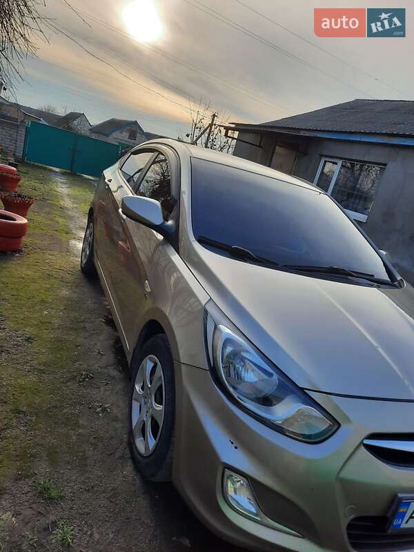 Седан Hyundai Accent 2011 в Балаклії