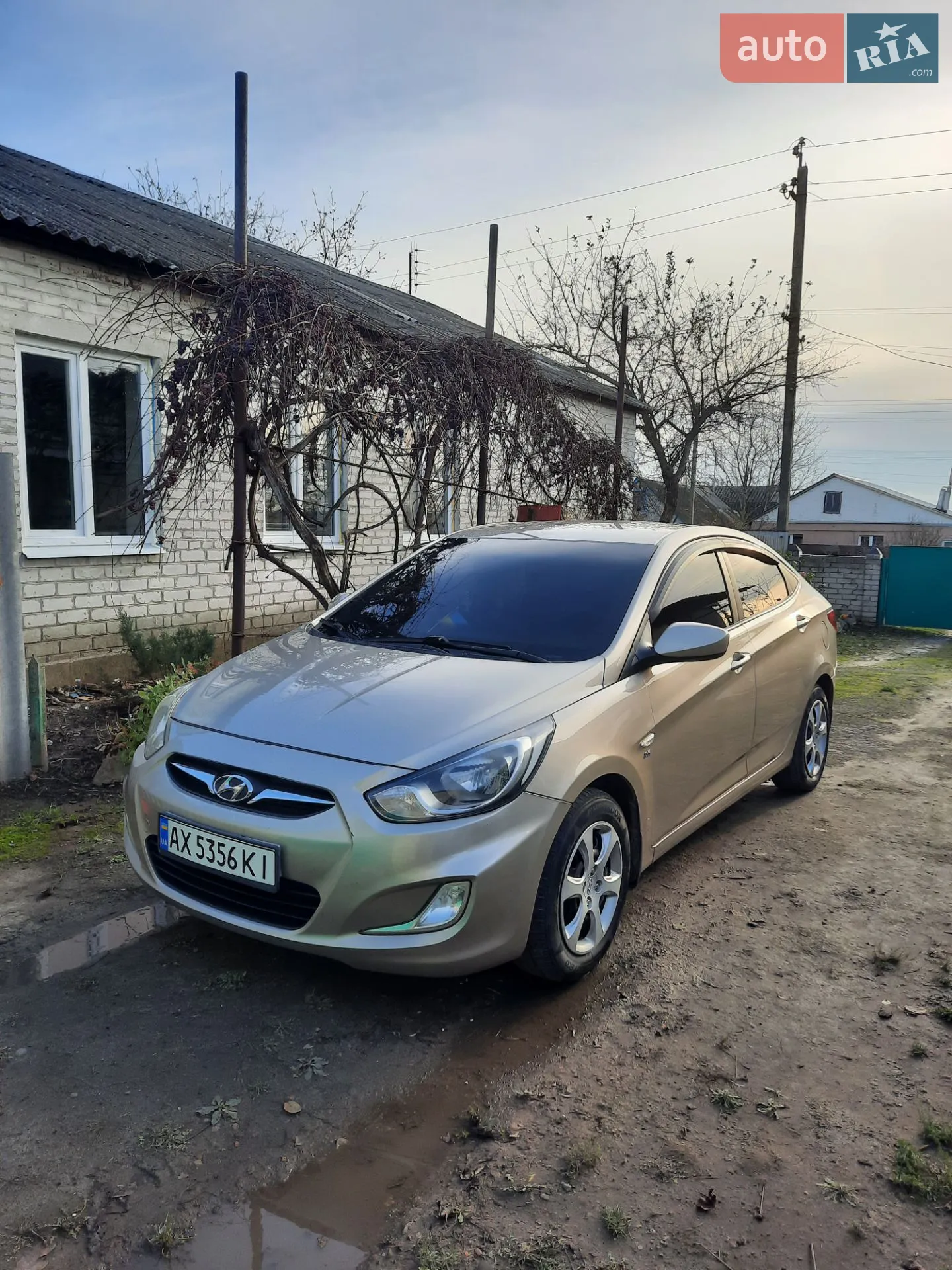 2011 Hyundai Accent - мініатюра 3