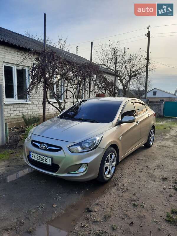 Седан Hyundai Accent 2011 в Балаклії