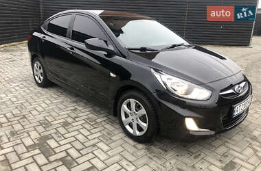 Седан Hyundai Accent 2012 в Ивано-Франковске