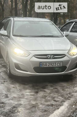 Седан Hyundai Accent 2016 в Кропивницком