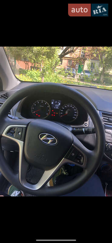 Седан Hyundai Accent 2016 в Кропивницком