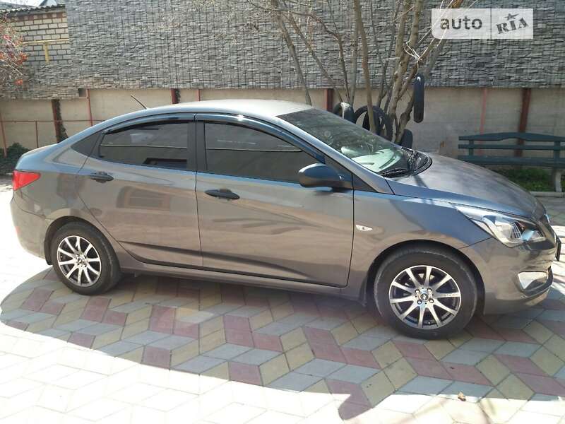 Седан Hyundai Accent 2016 в Николаеве