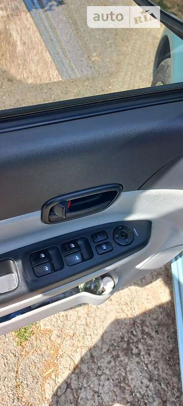 Хэтчбек Hyundai Accent 2008 в Одессе фото 12 Хэтчбек Hyundai Accent 2008 в Одессе