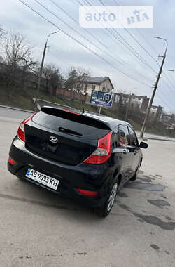 Хэтчбек Hyundai Accent 2012 в Виннице