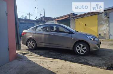 Седан Hyundai Accent 2017 в Львове