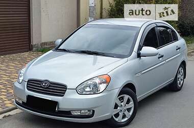 Hyundai Accent 2009