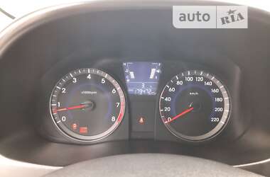 Седан Hyundai Accent 2013 в Сумах
