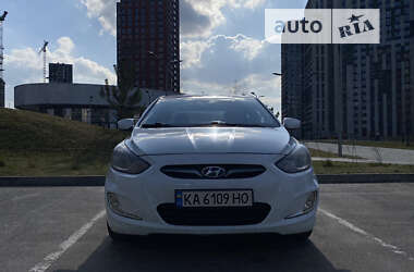 Седан Hyundai Accent 2011 в Києві