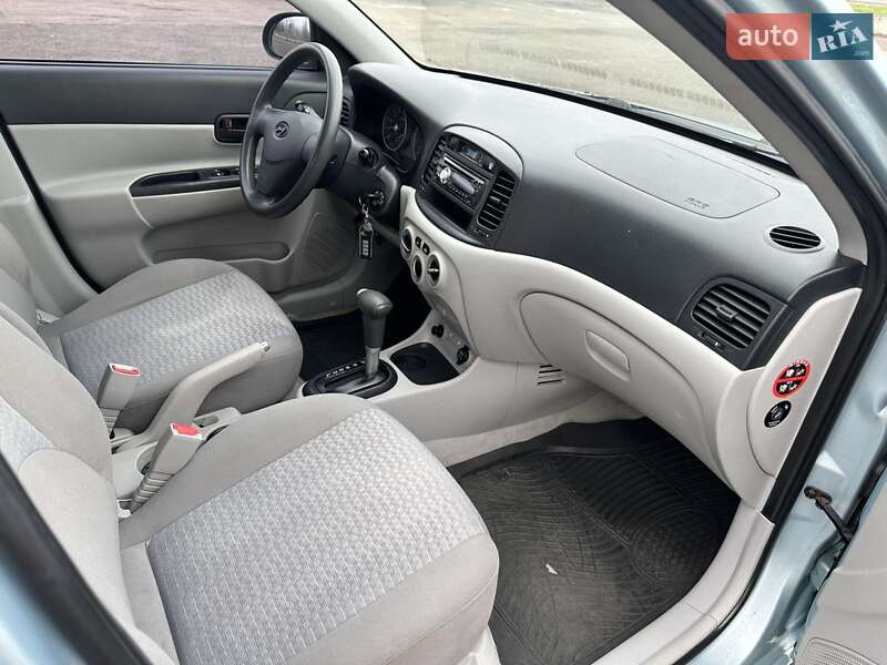 Седан Hyundai Accent 2008 в Чернівцях
