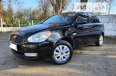 Седан Hyundai Accent 2008 в Чернігові