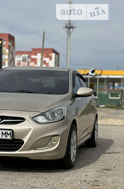 Седан Hyundai Accent 2011 в Харкові