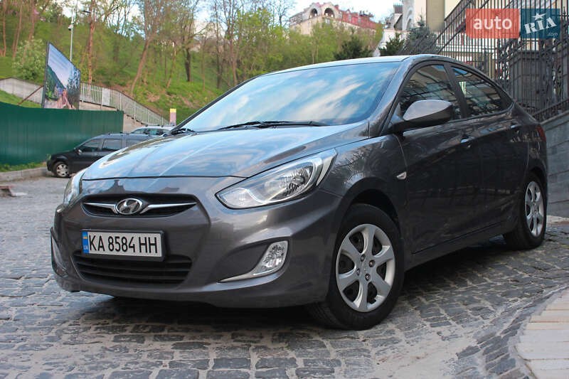 Седан Hyundai Accent 2011 в Киеве