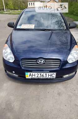 Седан Hyundai Accent 2010 в Липовці