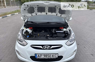 Седан Hyundai Accent 2011 в Запорожье