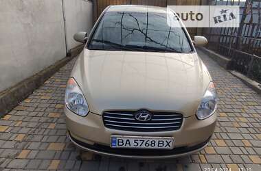 Седан Hyundai Accent 2006 в Первомайске