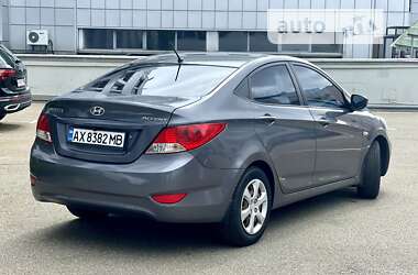 Седан Hyundai Accent 2012 в Киеве